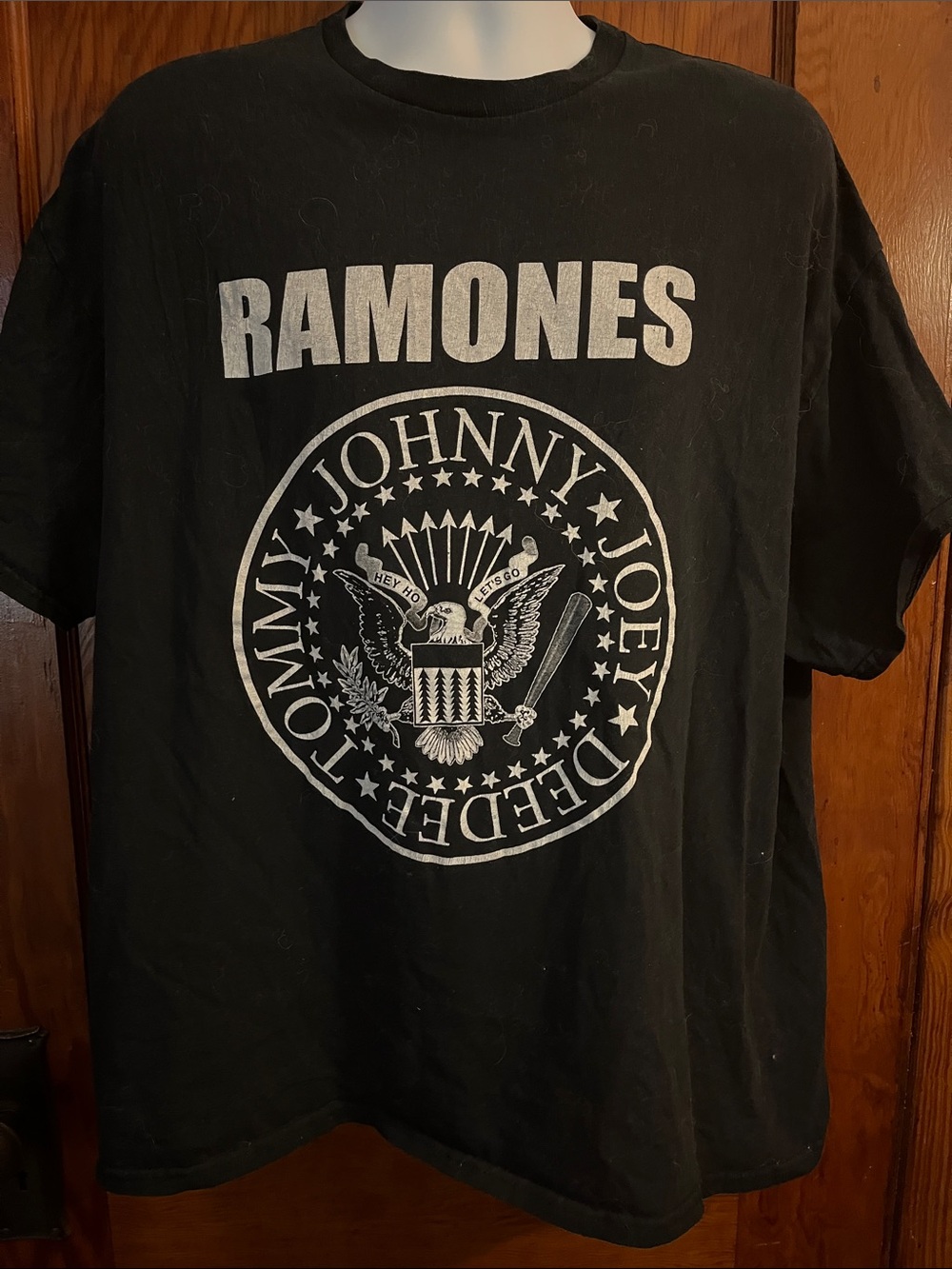 Retro Ramones Black Logo Band Tee size xxl